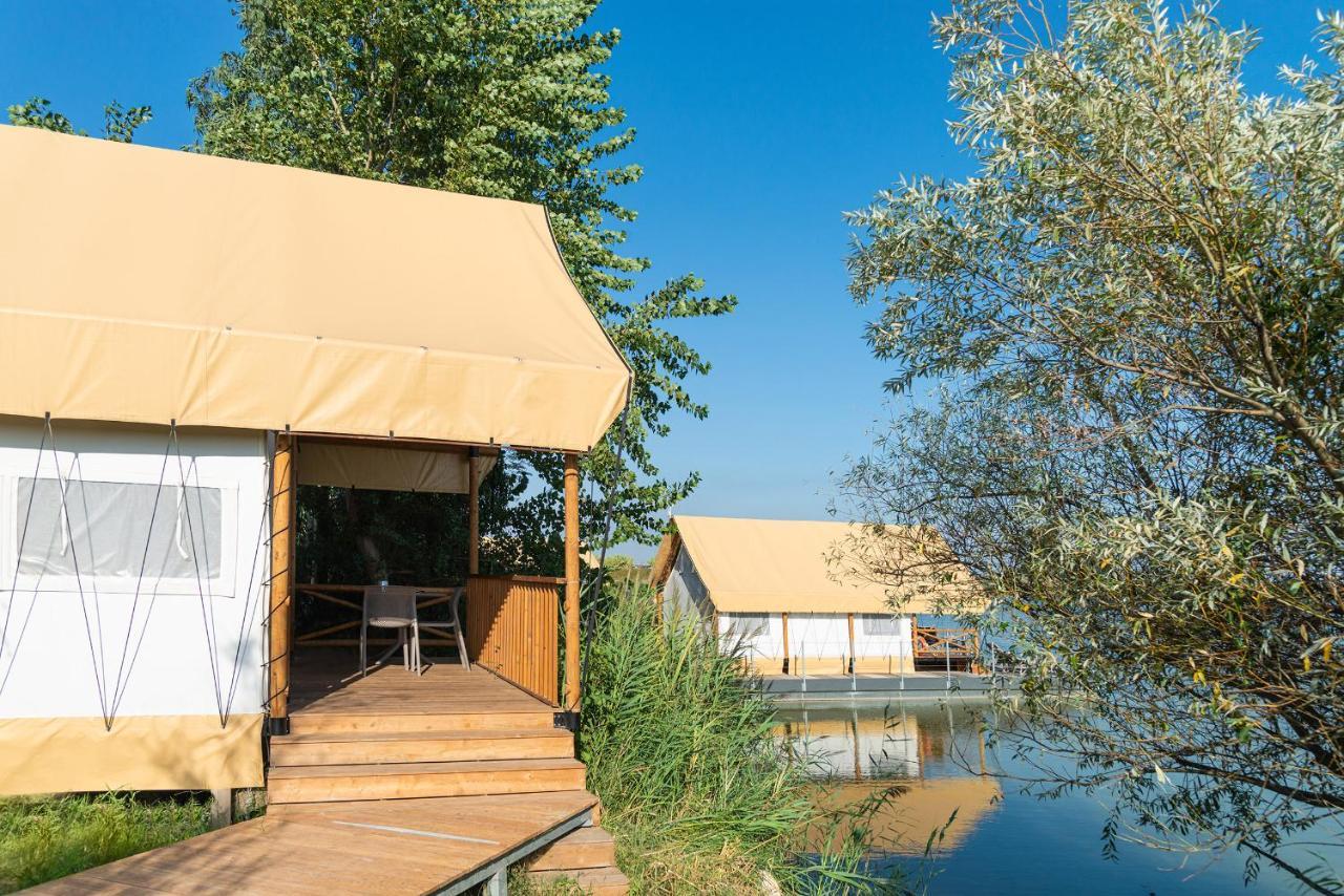 Nabi Resort Glamping & Spa 卡斯特沃托诺 外观 照片