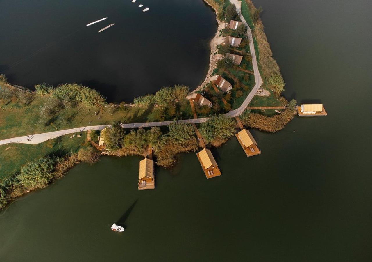 Nabi Resort Glamping & Spa 卡斯特沃托诺 外观 照片